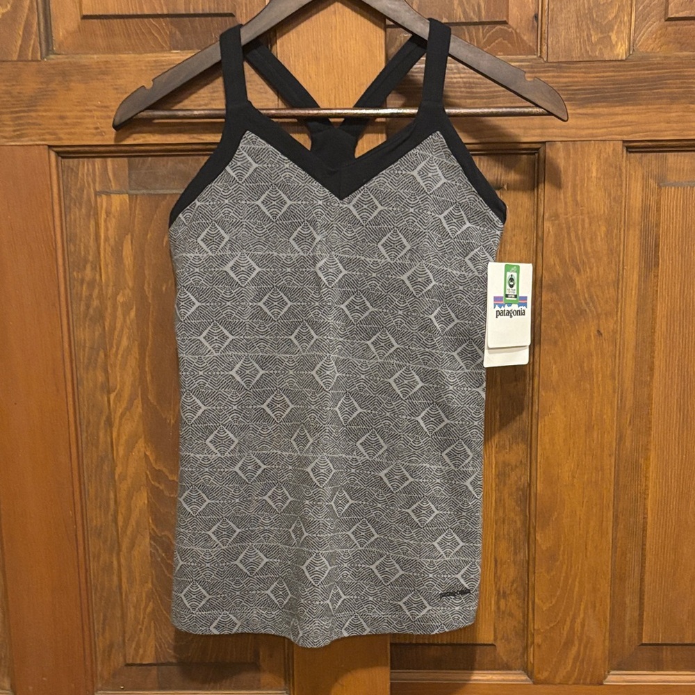 NWT Patagonia W’s Hotline Top - color dafy size small